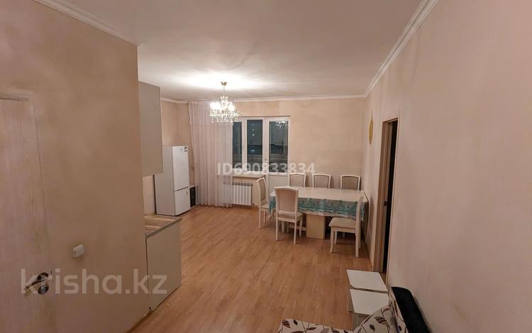 2-комнатная квартира, 54 м², 12/18 этаж помесячно, Азербаева 47