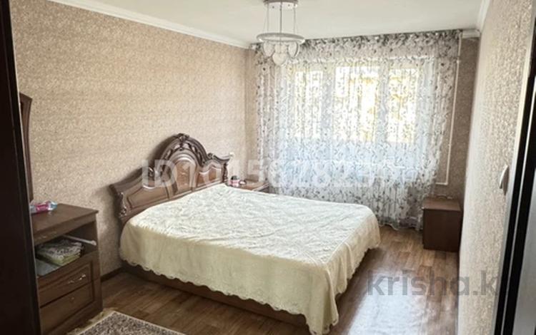 4-бөлмелі пәтер · 75 м² · 4/5 қабат, Самал ш/а. 40, бағасы: 23 млн ₸ в Таразе, мкр Самал — фото 2