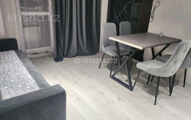 2-бөлмелі пәтер · 40 м² · 5/6 қабат, Шұғыла ш/а., Жунисова 2/13, бағасы: 10 000 ₸ в Алматы, Наурызбайский р-н — фото 2