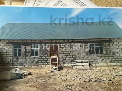 Жеке үй · 4 бөлме · 72 м² · 9 жүзд., мкр Сая, 8, бағасы: 4.2 млн ₸ в Атырау
