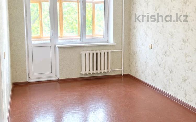 2-комнатная квартира · 47.5 м² · 3/5 этаж, Кардери — 7 школа за 14 млн ₸ в Уральске, мкр Школьник — фото 2