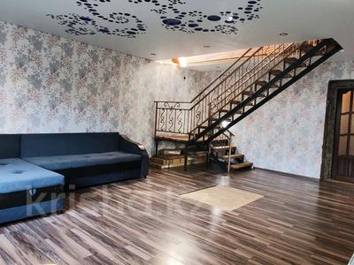 Отдельный дом · 4 комнаты · 180 м² · 5.2 сот., Имашева 50 за 35 млн ₸ в Уральске