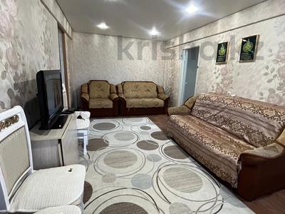 4-комнатная квартира · 60 м² · 5/5 этаж, Казанская 12 за 15.6 млн 〒 в Усть-Каменогорске