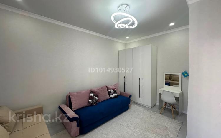 1-комнатная квартира · 35 м² · 10/12 этаж, Санжара Асфендиярова 8 за 270 000 ₸ в Астане, Нура р-н — фото 2