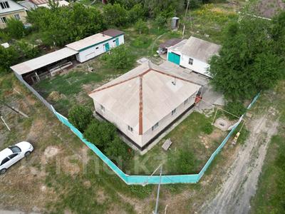Продажа домов и дачи в Жетысу обл.: Отдельный дом · 5 комнат · 74 м² · 12 сот., Маметова 10 за 22 млн 〒 Отдельный дом · 5 комнат · 74 м² · 12 сот., Маметова 10 за 22 млн 〒 в Талдыкоргане