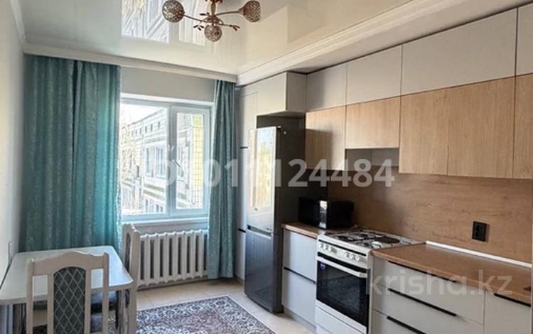 3-комнатная квартира · 68 м² · 5/5 этаж, Күйші дина за 300 000 ₸ в Астане, Алматы р-н — фото 2