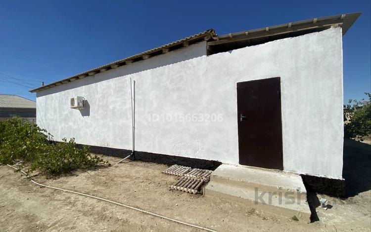 4-комнатная квартира · 180 м² · 1 этаж, Рахат 2-10а-146 146 — Мкр Аксу Б, Момышұлы 146 за 18 млн ₸ в Жанаозен — фото 2
