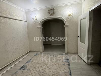 Жеке үй · 4 бөлме · 80 м² · 8 жүзд., Сухамбаева 20 — Сыздыкбаева, бағасы: 20 млн ₸ в Сарыкемере