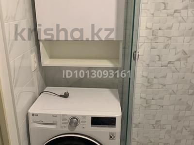2-комнатная квартира · 45 м² · 5/5 этаж, мкр №1, 11 микрарайон 30 за 290 000 ₸ в Алматы, Ауэзовский р-н