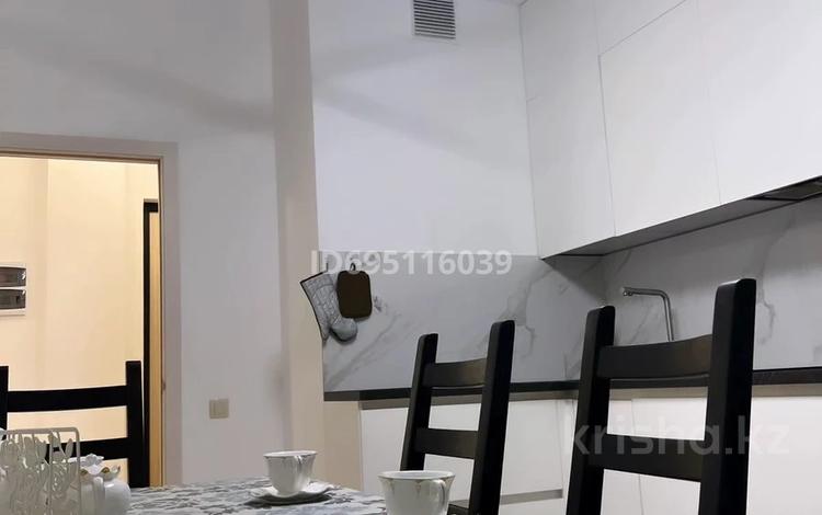 2-комнатная квартира · 72 м², Кабанбай Батыр 60/6 за 18 000 ₸ в Астане, Есильский р-н — фото 2