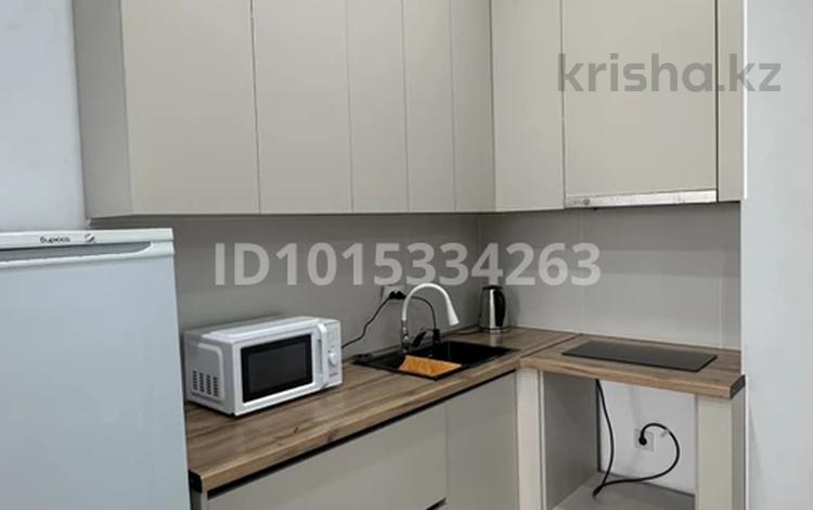 2-комнатная квартира · 50 м² · 6/15 этаж, 17-й мкр 87/4 за 200 000 ₸ в Актау — фото 2