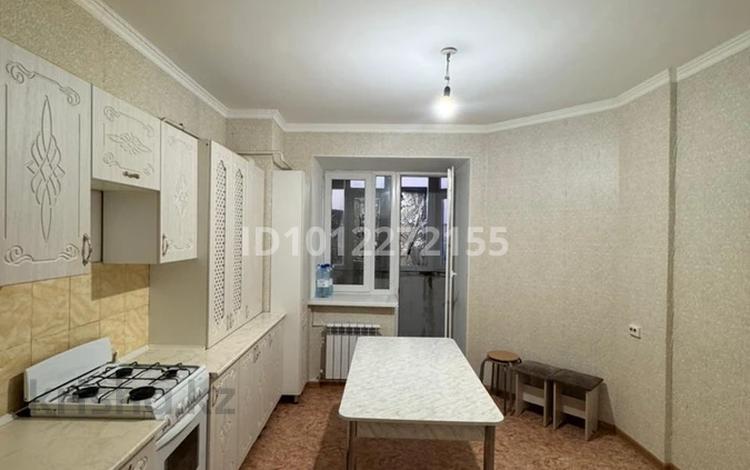 2-бөлмелі пәтер · 68 м² · 3/5 қабат, мкр. Алтын орда, Батыс 2 9/4 кор1, бағасы: 27 млн ₸ в Актобе — фото 2