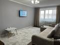 2-бөлмелі пәтер · 55 м² · 8/12 қабат, Бобровка, Мкр. 15 22, бағасы: 26.5 млн ₸ в Семее — фото 2
