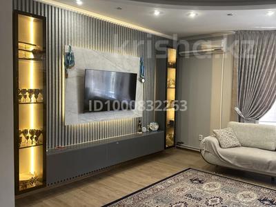 Продажа квартир в Жамбылской обл.: 3-комнатная квартира · 124.4 м² · 2/7 этаж, Атшабар 1 — Каспи банк за 41 млн 〒 3-комнатная квартира · 124.4 м² · 2/7 этаж, Атшабар 1 — Каспи банк за 41 млн 〒 в Таразе