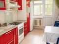 3-комнатная квартира · 89 м² · 2/3 этаж, мкр Кемел (Первомайское), Мкр Кемал, қазанат д2 кв 9 2 — По капчигайской трассе (ниже магнума ) за 200 000 ₸ в Алматы, Жетысуский р-н