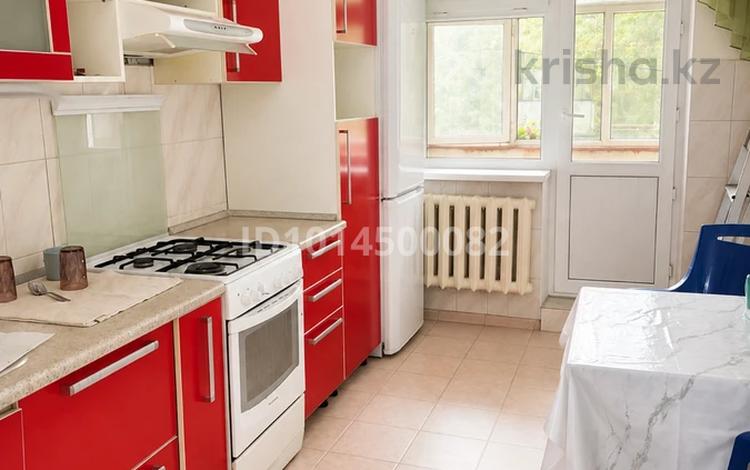 3-комнатная квартира · 89 м² · 2/3 этаж, мкр Кемел (Первомайское), Мкр Кемал, қазанат д2 кв 9 2 — По капчигайской трассе (ниже магнума ) за 200 000 ₸ в Алматы, Жетысуский р-н — фото 3