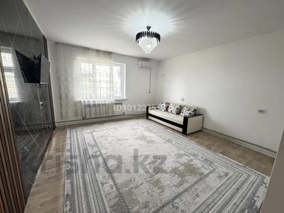 2-комнатная квартира · 58 м² · 1/7 этаж, Просп. Есим Хана 19/2 за 120 000 〒 в Туркестане