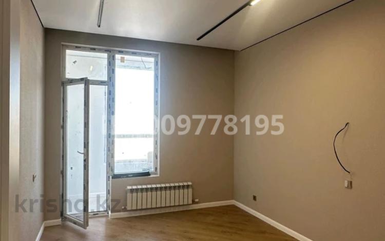 3-бөлмелі пәтер · 74 м² · 17/22 қабат, Сыганак 24 — Первая линия улицы Сыганак, бағасы: 67 млн ₸ в Астане, Нура р-н — фото 2