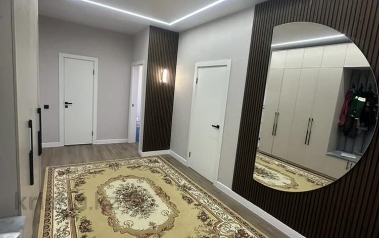 3-комнатная квартира · 90 м² · 4/6 этаж, багенбайбатыра за ~ 33.2 млн ₸ в Актобе — фото 2