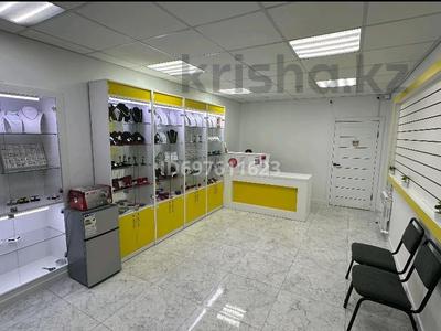 Коммерциялық жылжымайтын мүлік в Западно-Казахстанской обл.: Еркін · 30 м², бағасы: 25 млн 〒 Еркін · 30 м², бағасы: 25 млн 〒 в Уральске