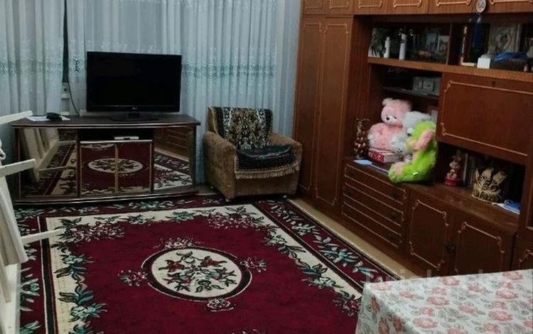 3-бөлмелі пәтер · 64 м² · 4/4 қабат, 7-микрорайон Мирзо Бобур 17 — Возле школы 10, бағасы: 16 млн ₸ в Зарафшан — фото 23