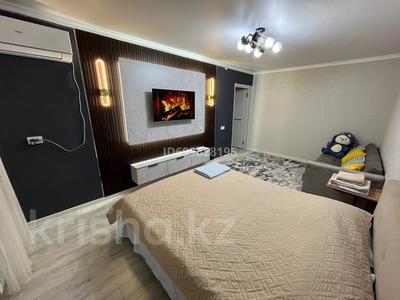 1-бөлмелі пәтер · 36 м² · 2/4 қабат, Бейбитшилик — Аманат, бағасы: 13 000 ₸ в Шымкенте, Туран р-н