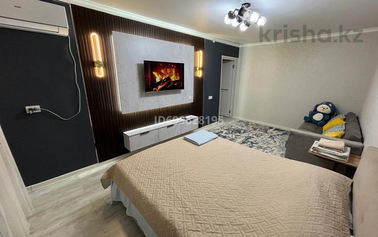 1-бөлмелі пәтер · 36 м² · 2/4 қабат, Бейбитшилик — Аманат, бағасы: 13 000 ₸ в Шымкенте, Туран р-н — фото 2