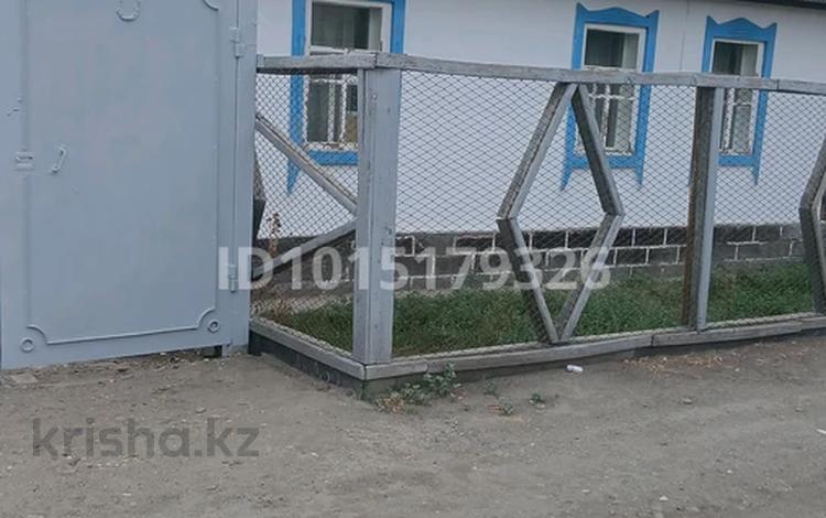 Отдельный дом · 4 комнаты · 100 м² · 3 сот., Посёлок Западный, 3 переулок 18 за 14.5 млн ₸ в Семее — фото 2