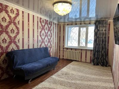 3-комнатная квартира · 57 м² · 1/5 этаж, Пр. Республики за 12.3 млн 〒 в Темиртау