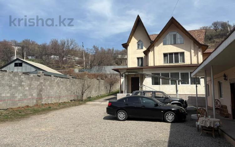Отдельный дом · 5 комнат · 220 м² · 16 сот., мкр Кольсай за 185 млн ₸ в Алматы, Медеуский р-н — фото 2