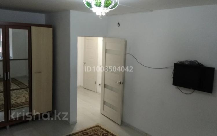 1-комнатная квартира · 45 м² · 3/9 этаж, мкр Береке 21 за 11 млн ₸ в Атырау — фото 2