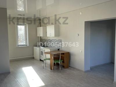 Отдельный дом · 2 комнаты · 50 м², 5 квартал за 100 000 〒 в Костанае