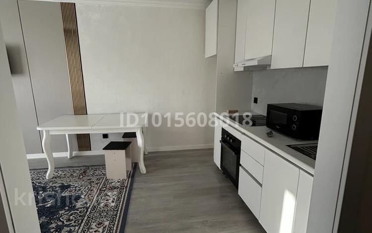 2-комнатная квартира · 43 м² · 5/6 этаж, Азербаева за 250 000 ₸ в Астане, Сарайшык р-н — фото 2