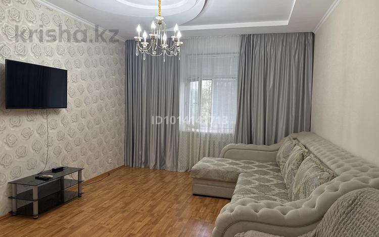 2-бөлмелі пәтер · 70 м² · 4/6 қабат, Сарайшык 79/2 — Кердери / Сарайшык, бағасы: 18 000 ₸ в Уральске, мкр Школьник — фото 8