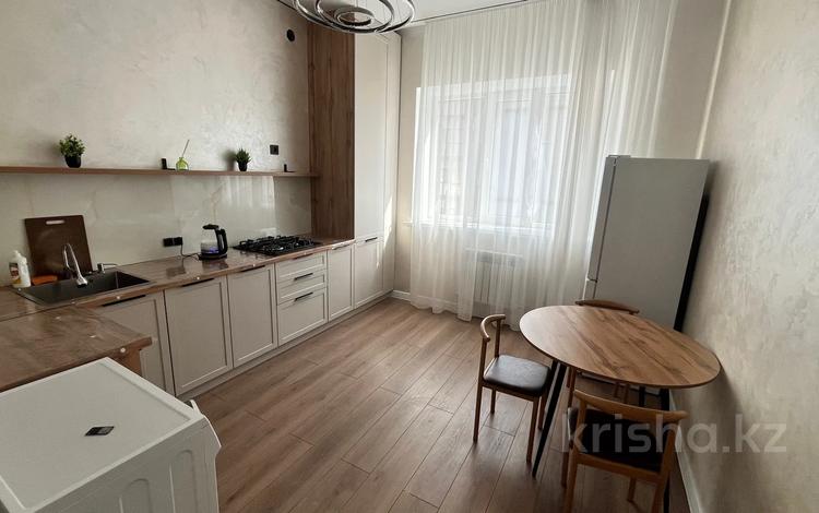 1-бөлмелі пәтер · 47 м² · 7/9 қабат, мкр. Алтын орда, Мустафы Шокая 2в, бағасы: 9 000 〒 в Актобе — фото 13