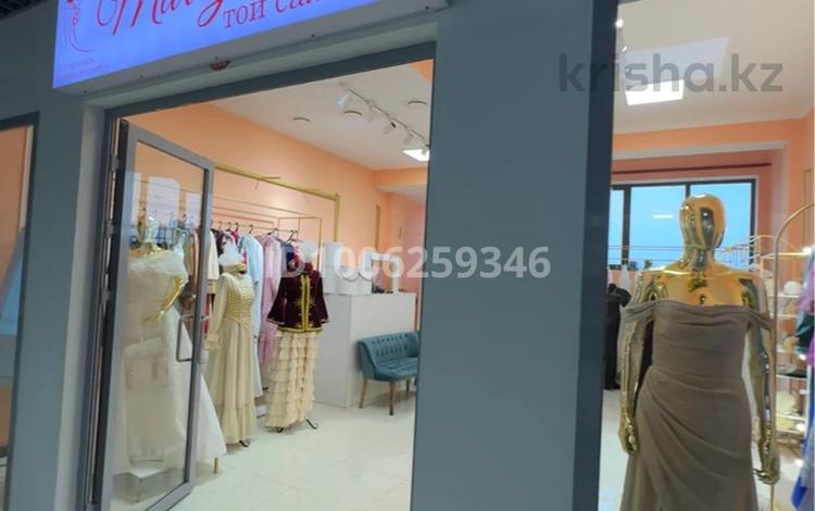 Продаётся действующий свадебный салон Marry Me, г. Кульсары. · 40 м² за 3.2 млн ₸ — фото 2
