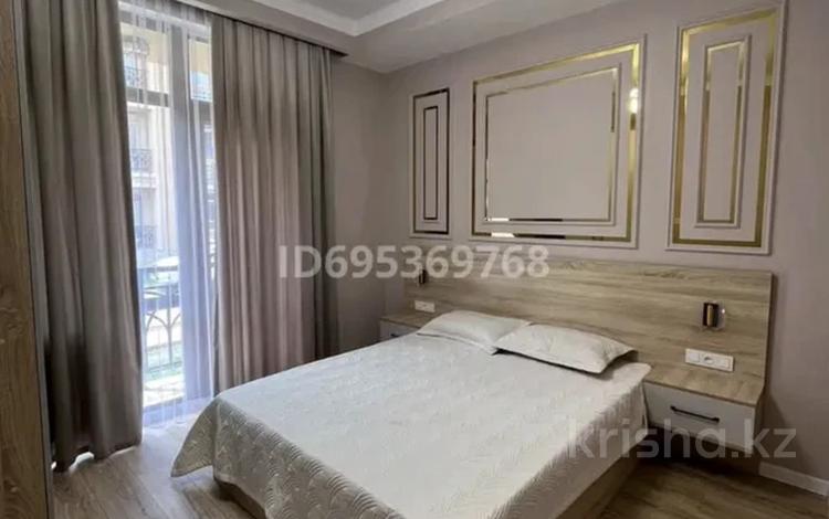 2-комнатная квартира · 73 м² · 1/3 этаж, Алқожа ата 7 — КАРАВАН САРАЙ, МАВЗОЛЕЙ Х.А.ЯССАУИ, ВЕНЕЦИЯ за 15 000 ₸ в Туркестане — фото 2