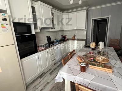 2-комнатная квартира · 96 м² · 4/16 этаж, мкр Шугыла, Жуалы 15 за 42.5 млн ₸ в Алматы, Наурызбайский р-н