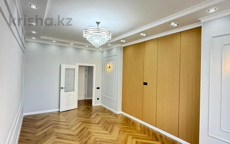 3-бөлмелі пәтер · 85.7 м² · 3/14 қабат, просп. Байдибек би 392/1, бағасы: 55 млн ₸ в Шымкенте, Каратауский р-н — фото 2