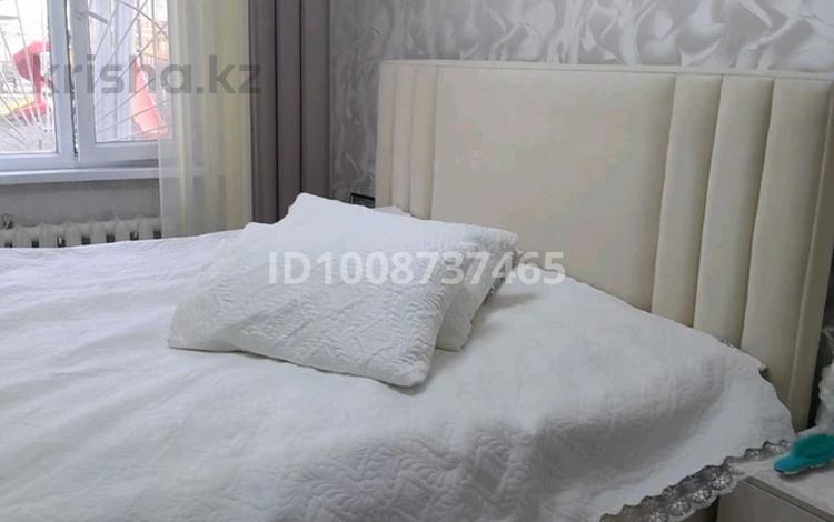 2-бөлмелі пәтер · 48 м² · 1/4 қабат, Гагарина 14 — Республика Гагарина, бағасы: 10 000 ₸ в Шымкенте — фото 2
