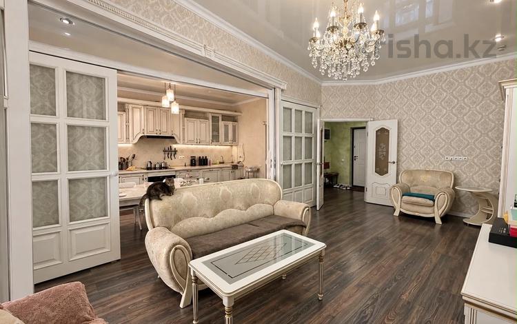 4-бөлмелі пәтер · 142 м² · 14/18 қабат, Навои 208 — Торайгырова, бағасы: 97 млн ₸ в Алматы, Бостандыкский р-н — фото 2