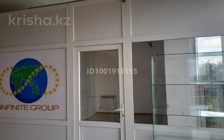 Офисы, магазины и бутики, салоны красоты · 16 м² за 50 000 ₸ в Костанае — фото 11