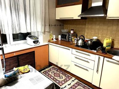 2-бөлмелі пәтер · 48 м² · 3/3 қабат, Жибек Жолы, бағасы: 38 млн ₸ в Алматы, Алмалинский р-н