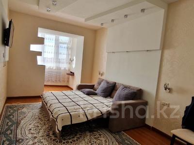 3-комнатная квартира, 116 м², 6/8 этаж, мкр. Алтын орда, молдагуловой — 2684 за 40 млн 〒 в Актобе, мкр. Алтын орда