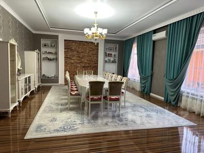 Продажа домов и дачи в Актюбинской обл.: Отдельный дом · 7 комнат · 340 м² · 10 сот., Жасканат 5 за 82 млн 〒 Отдельный дом · 7 комнат · 340 м² · 10 сот., Жасканат 5 за 82 млн 〒 в Актобе, жилой массив Кирпичный