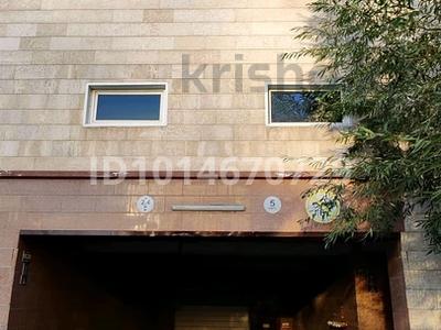 Паркинг · 18 м² · Бухар жырау 30а — Ботанический сад, бағасы: 2 млн ₸ в Астане, Есильский р-н