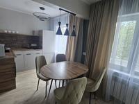 2-комнатная квартира · 45 м² · 2/5 этаж, Назарбаева 3/1 — Район Дворца спорта, напротив "Даниэля", за магазином "Статус" за 21 000 ₸ в Усть-Каменогорске, Ульбинский