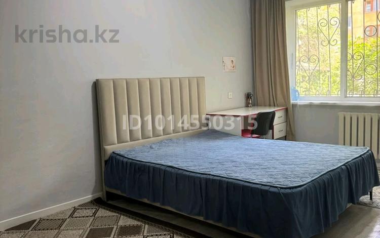 3-комнатная квартира · 62 м² · 1/5 этаж, мкр 5 160 — Молдагуловой за 14.9 млн ₸ в Актобе — фото 2