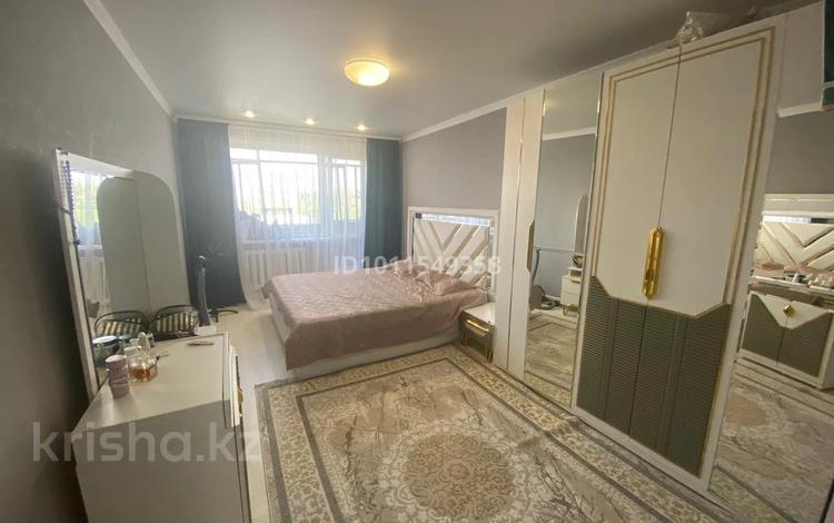 2-комнатная квартира · 48 м², Майкудук, 11а микрорайон 6 за 100 000 〒 в Караганде, Алихана Бокейханова р-н — фото 2