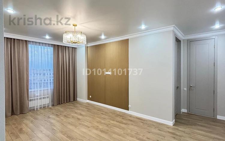2-комнатная квартира · 63 м² · 8/12 этаж, Райымбек батыр 2 за 55 млн ₸ в Астане, Сарайшык р-н — фото 2